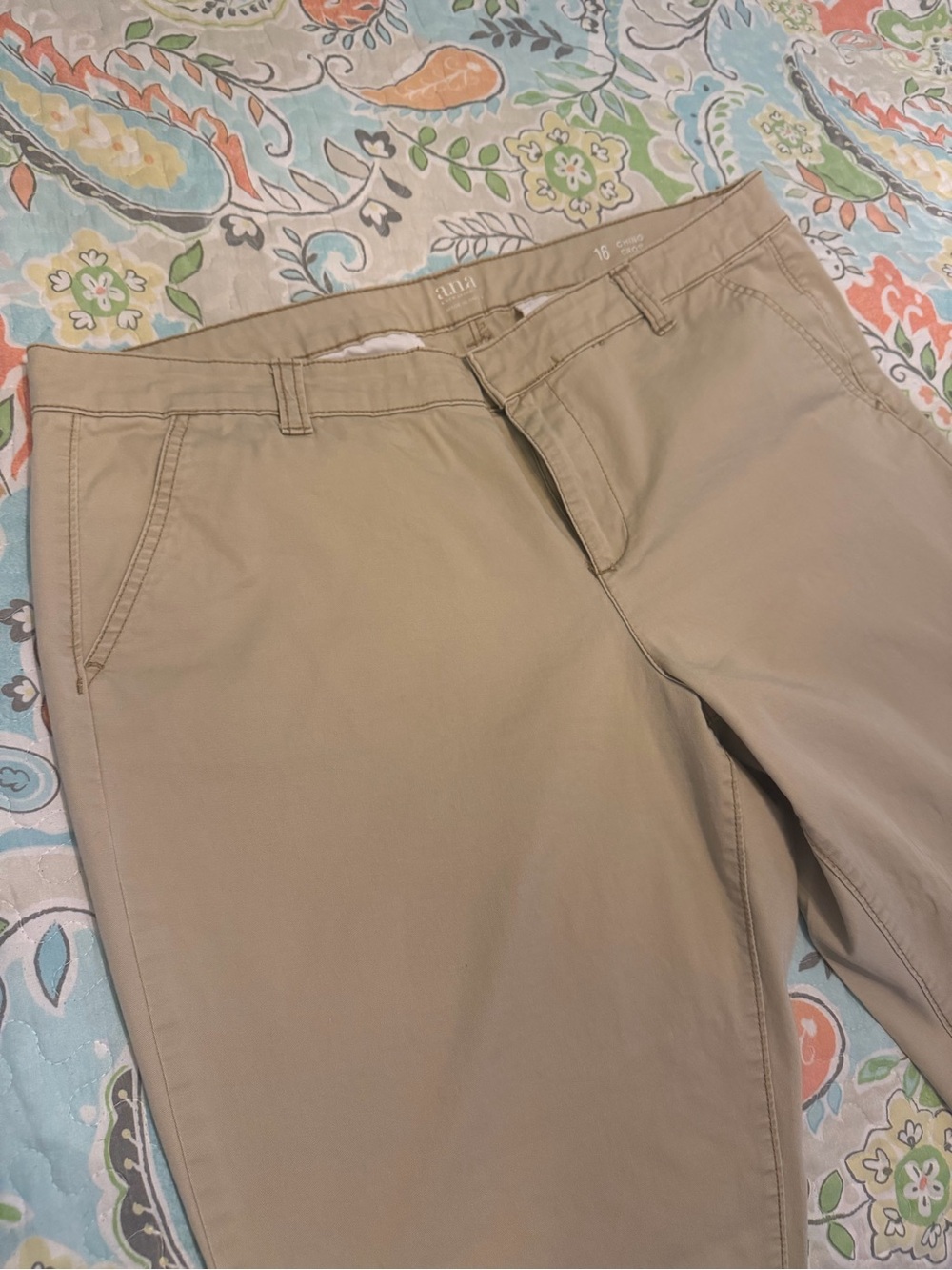Women’s Khaki Chino Pants
